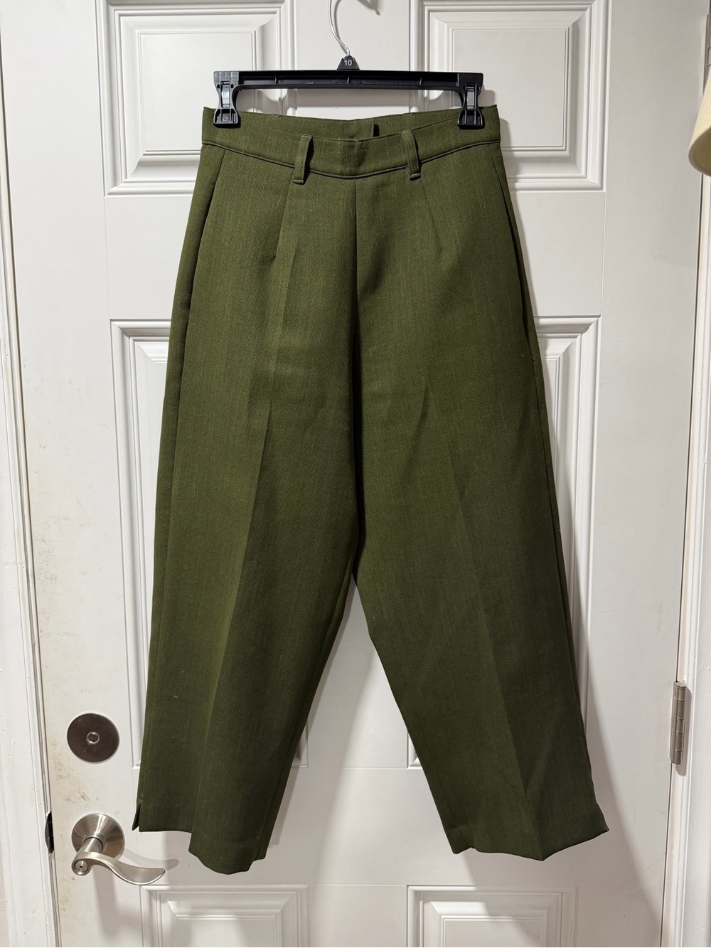 Vintage Olive Green Cropped Trousers